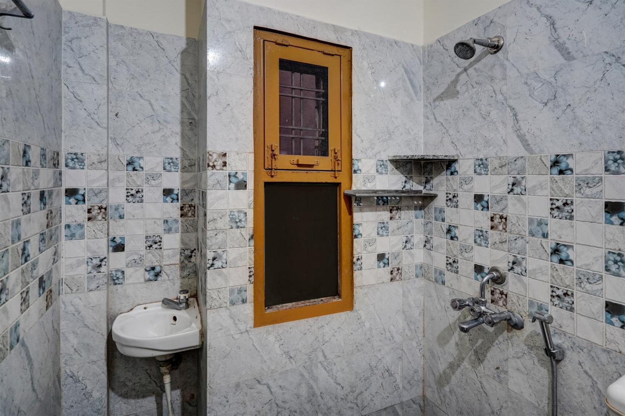 Hotel O Aryan Home Stay Ντεχραντούν Εξωτερικό φωτογραφία